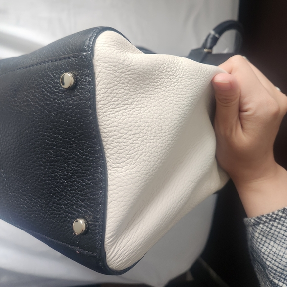 Kate Spade leather bag - Picture 4 of 9